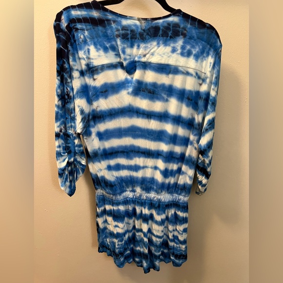 Young, Fabulous & Broke Blue Tie-dye Romper Small - Picture 4 of 6